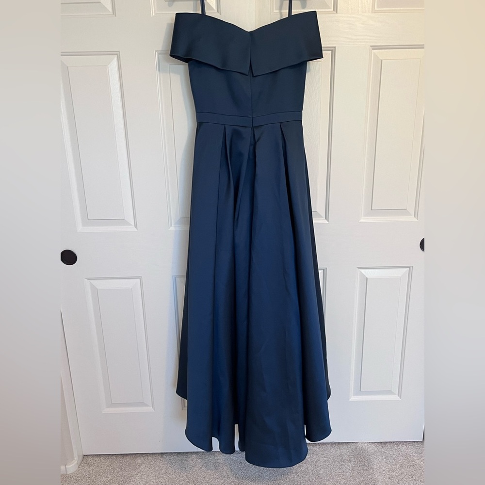 Xscape Women's Sweetheart-Neck High-Low Ballgown, Midnight Blue, size 6, worn 1x - Picture 9 of 13